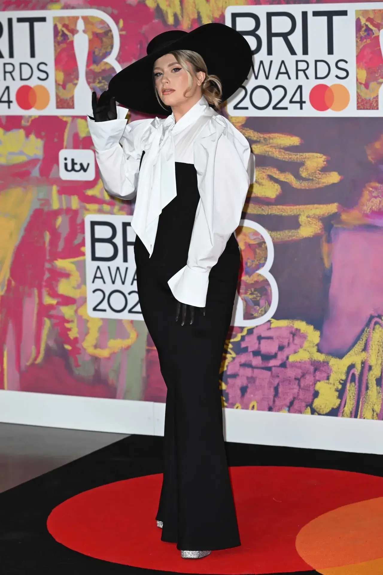 ELLA HENDERSON PHOTOSHOOT AT THE BRIT AWARDS 2024 IN LONDON 2